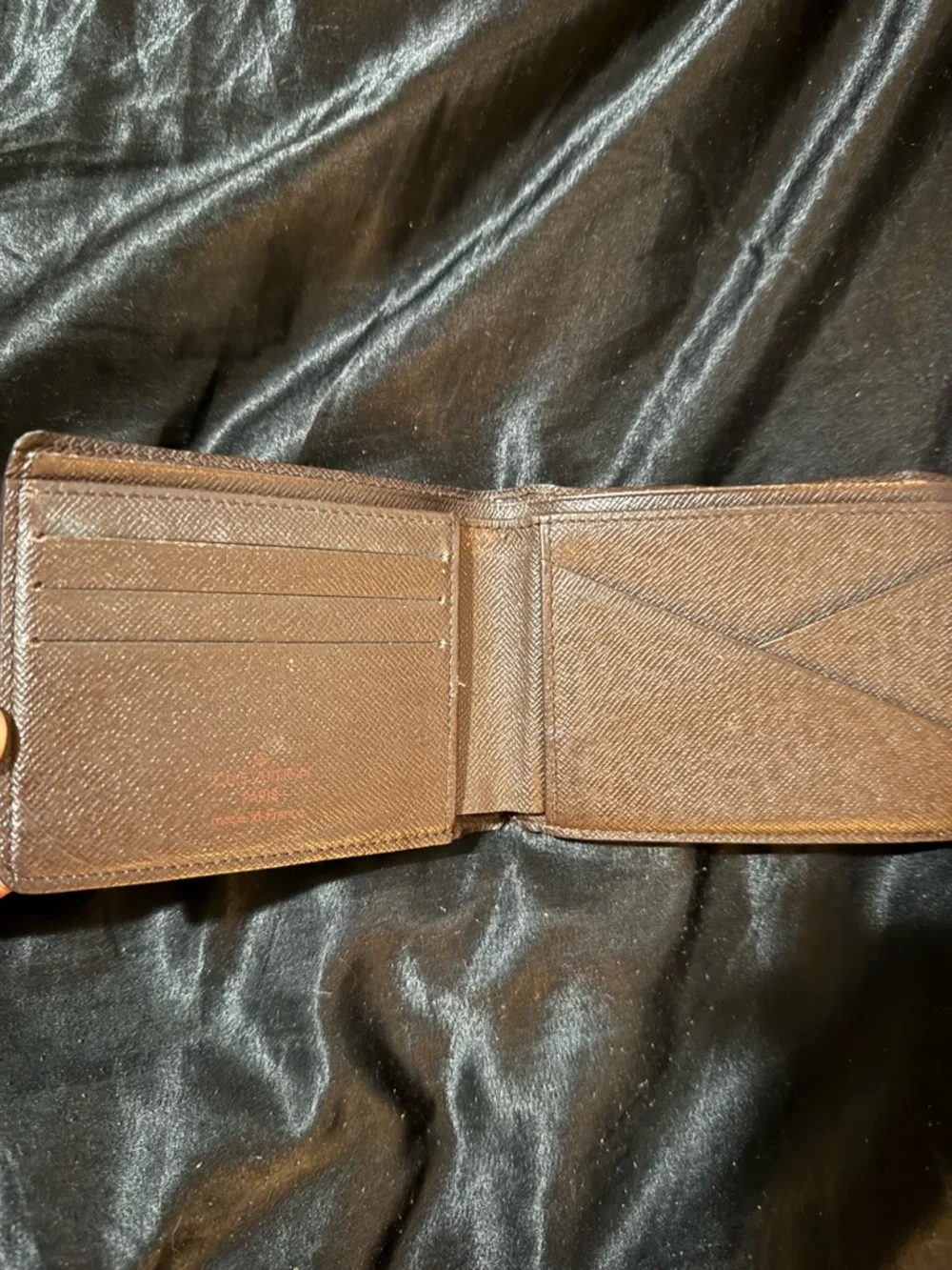 Authentic Louis Vuitton Brown Damier Checkered Bi-Fold Wallet